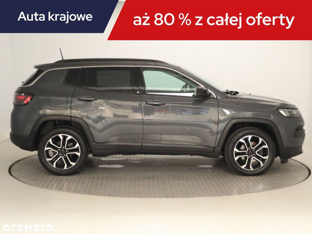 Jeep Compass - 8