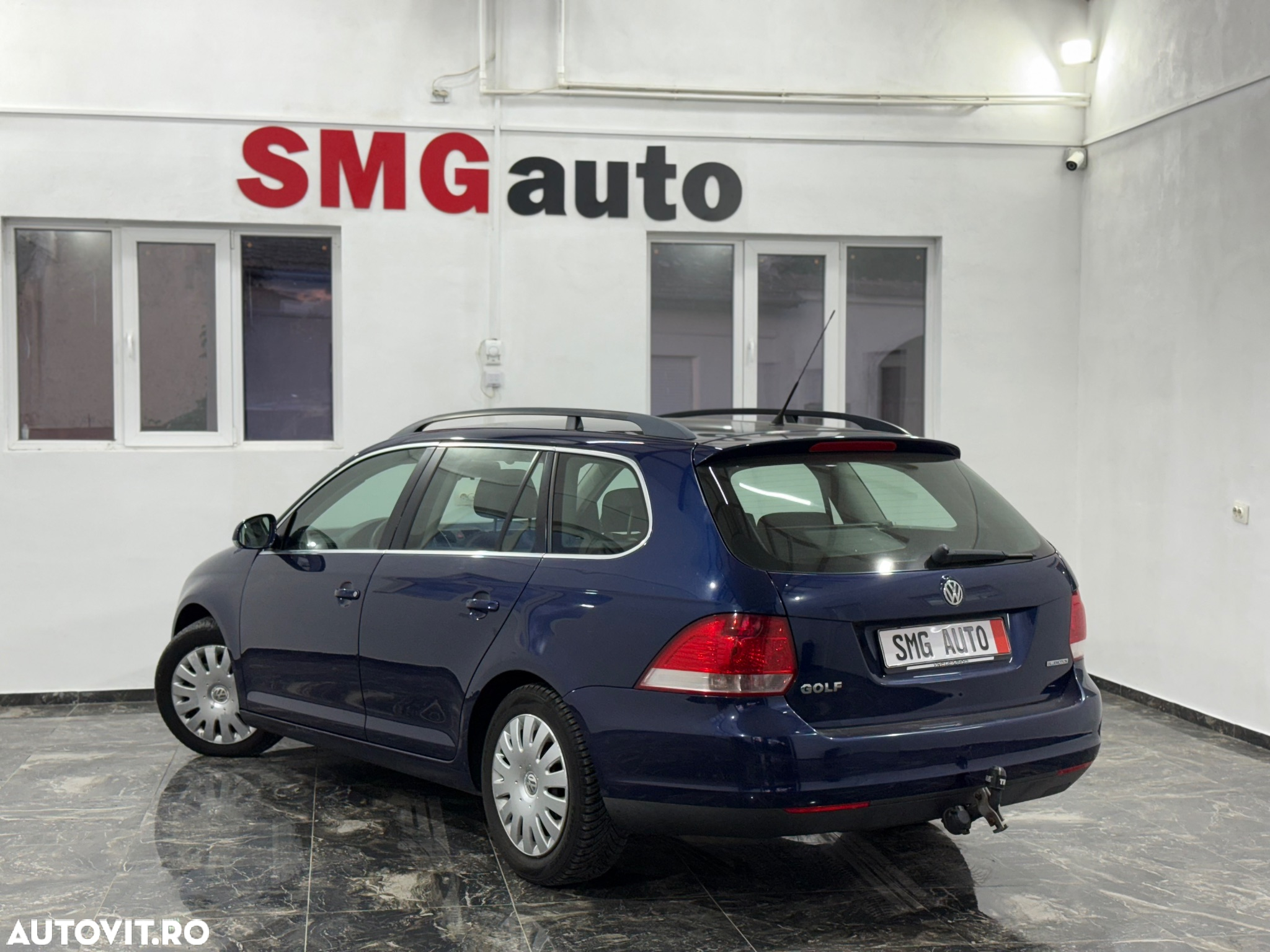 Volkswagen Golf 1.9 TDI Comfortline BlueMotion - 3