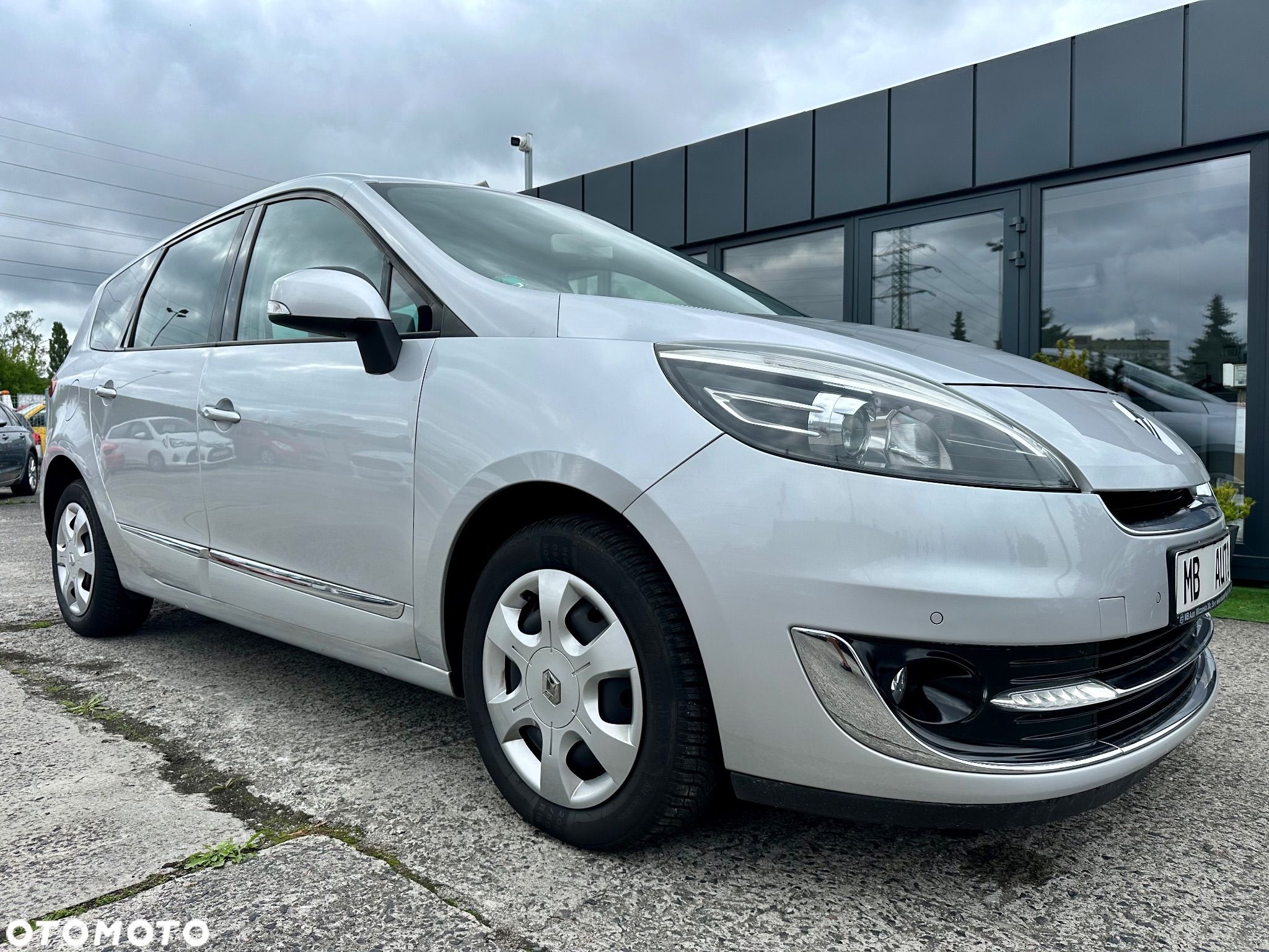 Renault Scenic 1.4 16V TCE Privilege - 1