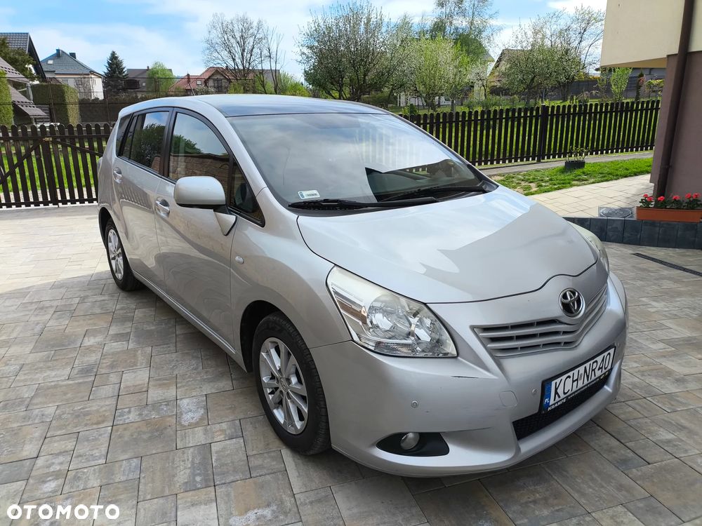 Toyota Verso 2.0 D-4D Sol - 3