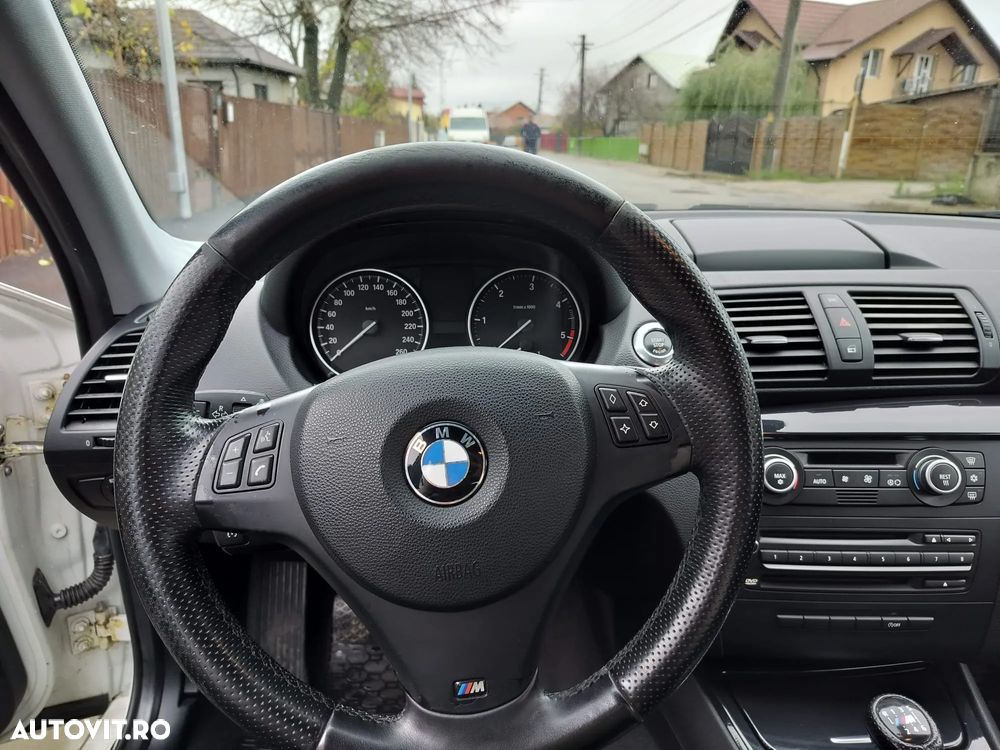 BMW Seria 1 120d DPF - 14