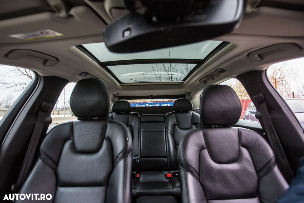 Volvo XC 60 D4 Geartronic Momentum - 29