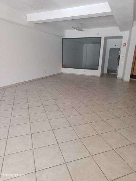 Arrendamento de loja com 156M Ramada - Grande imagem: 5/8