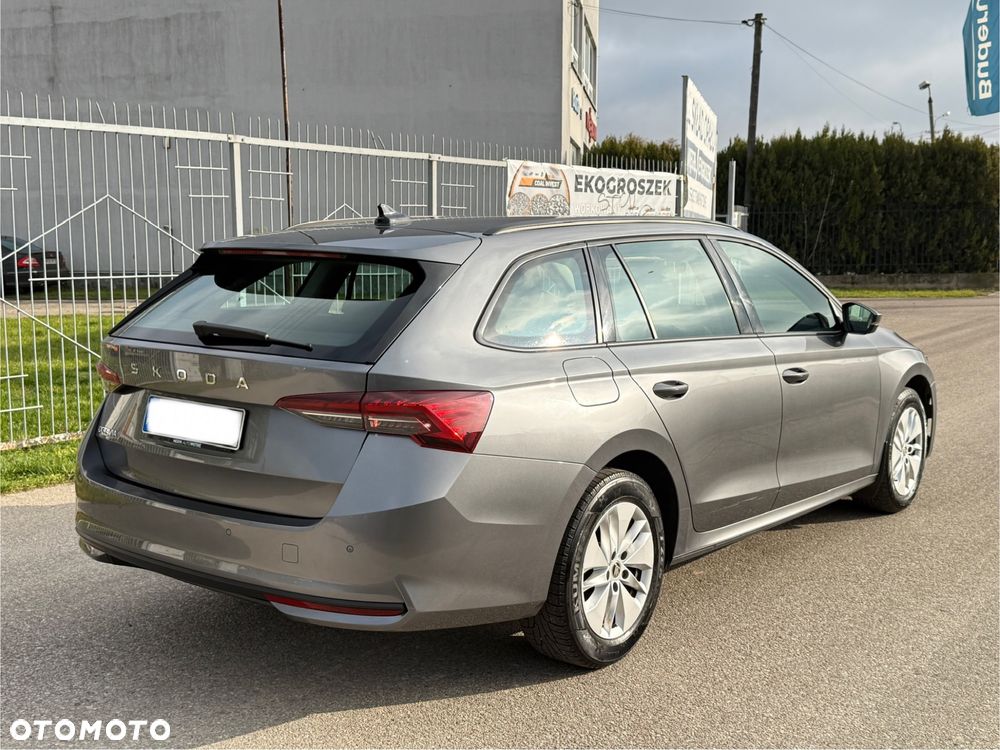 Skoda Octavia 1.5 TSI mHEV DSG Selection - 16