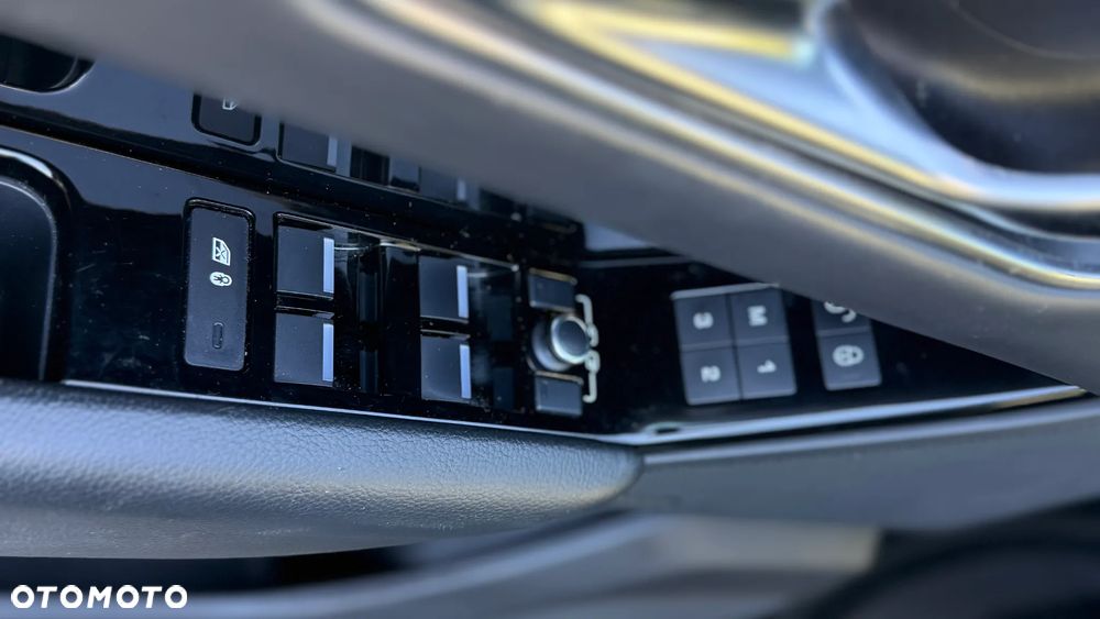 Land Rover Range Rover Velar 2.0 Si4 GPF R-Dynamic SE - 8