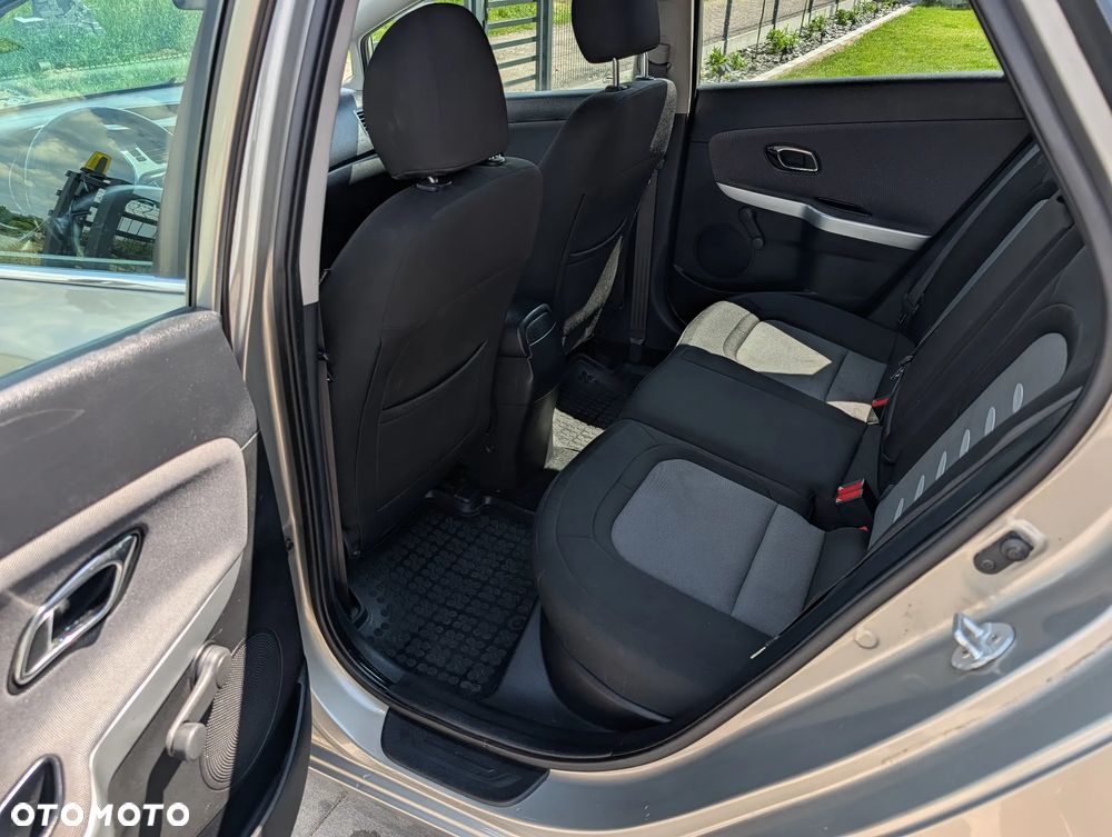 Kia Ceed 1.6 GDI M - 20