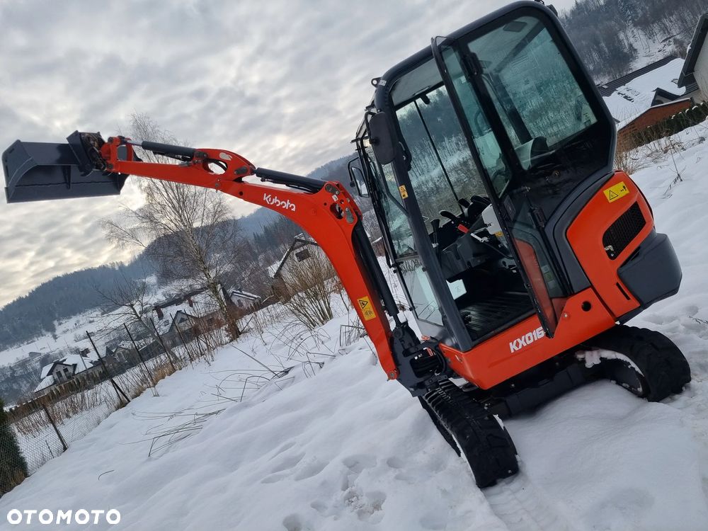 Kubota KX016-4 Koparka Gąsienicowa 2 tony. DEKRA aktualna do 2026r. Rozsuwane Hydr. podwozie! Sprowadzona z Norwegii! Zero luzów i wycieków. Maszyna jak Nowa z Salonu! 2017rok. Pełna Dokumentacja. Gąsienice bez zużycia! Łyżka Skarpowa Nowa! Szybkozłącze! Okazja Tanio! Dodatkowa Linia Hydr. na młot i wiertnice - 11