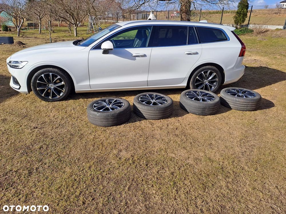 Volvo V60 D4 Geartronic Momentum Pro - 4