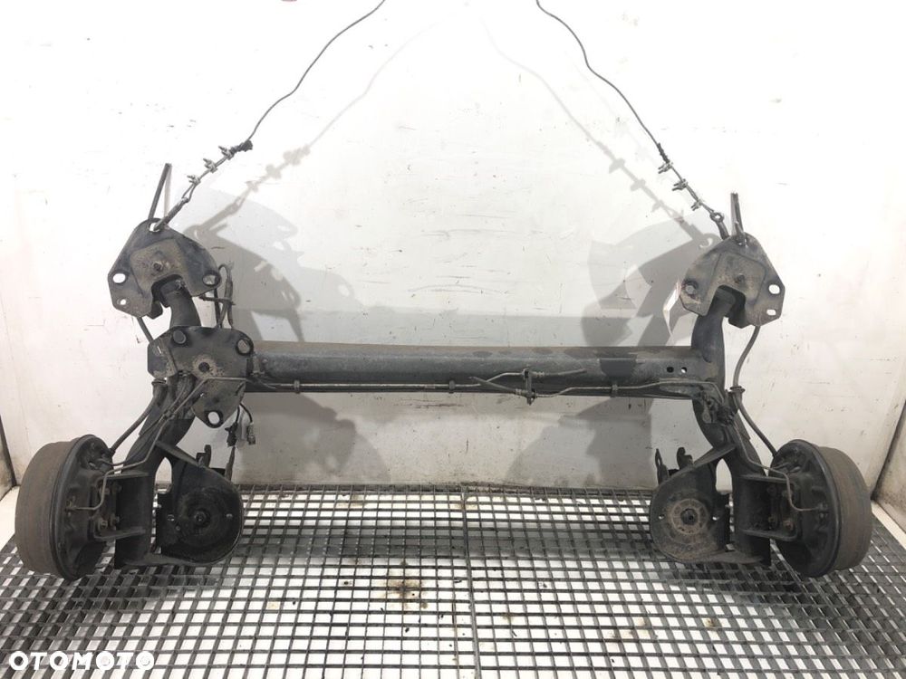 BELKA TYŁ - 699.00 PLN - RENAULT EXPRESS Nadwozie pełne/minivan 2021 - 2022 1.5 Blue dCi 95 (F6AB) - 1