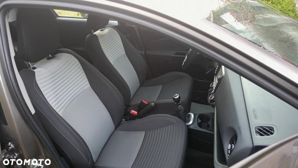 Toyota Yaris 1.5 Active - 14