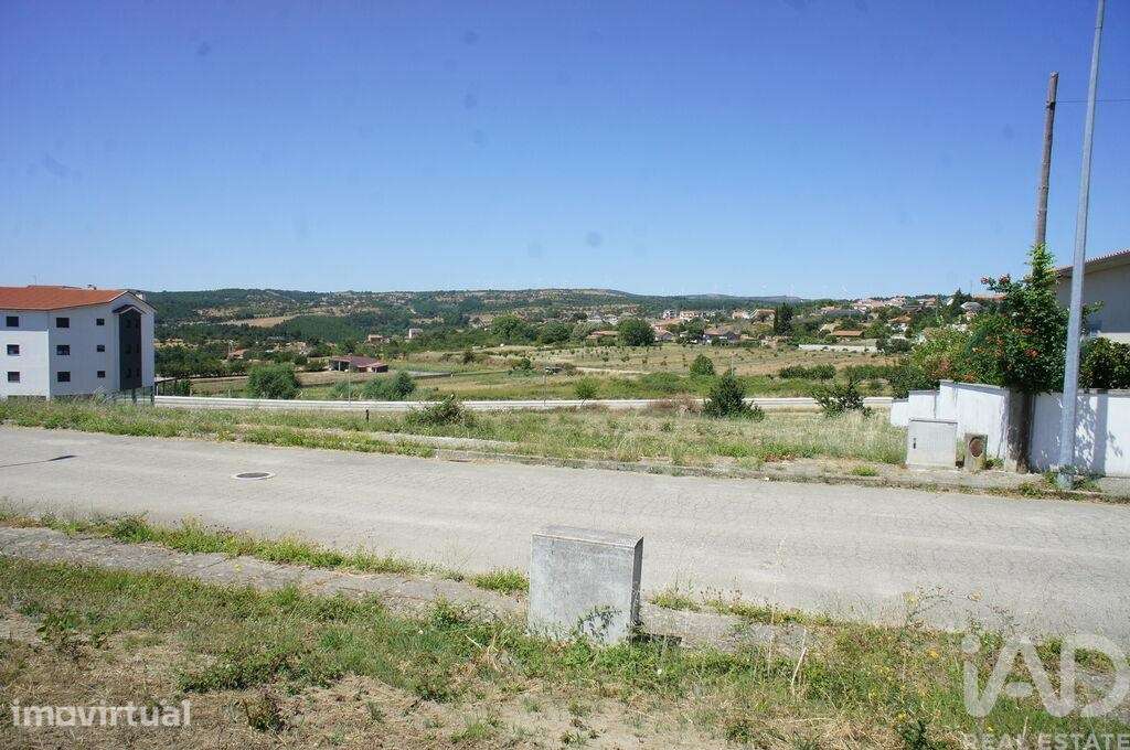 Terreno em Carrazedo de Montenegro e Curros de 450,00 m2 - Grande imagem: 5/8