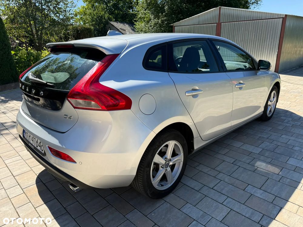 Volvo V40 D4 Drive-E Kinetic - 4