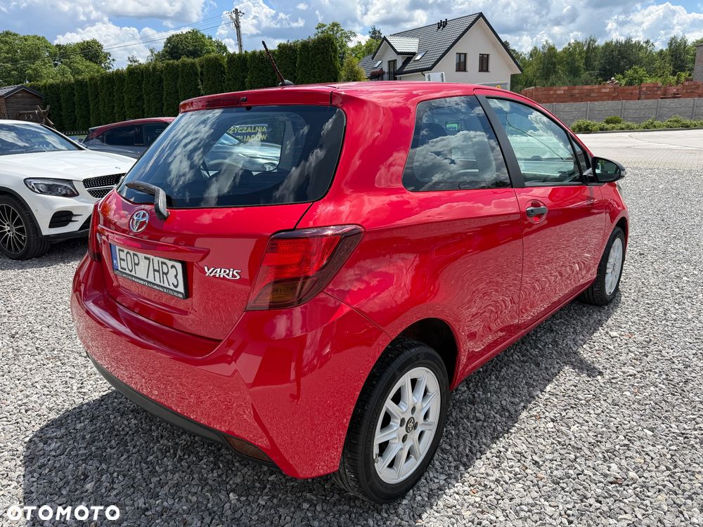 Toyota Yaris 1.0 Entry EU5 - 4
