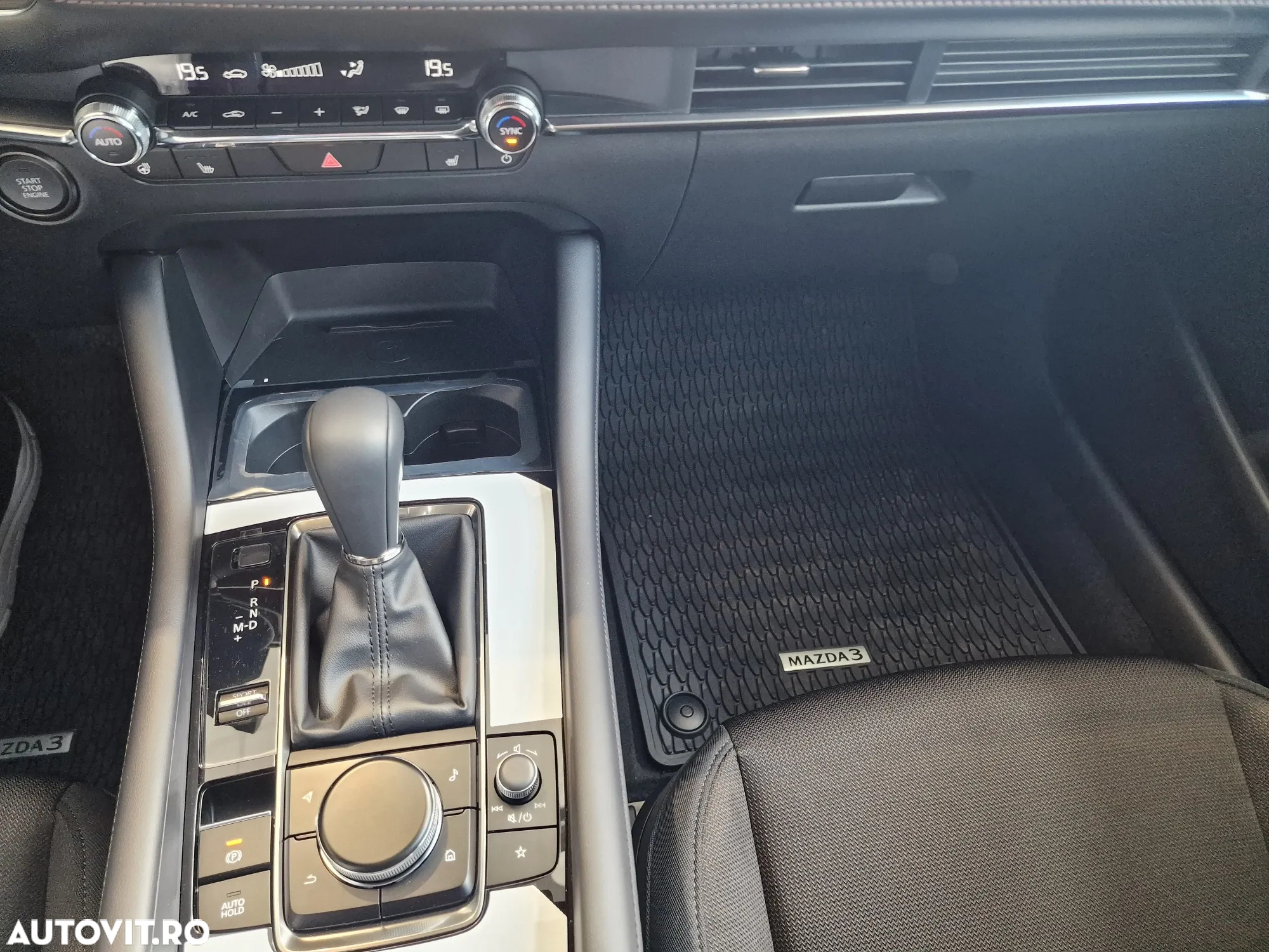 Mazda 3 e-Skyactiv G140 AT MHEV Center-Line - 9