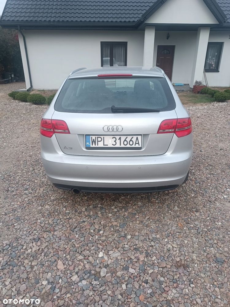 Audi A3 Sportback - 2