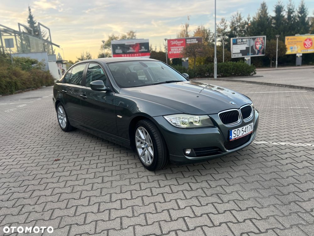 BMW Seria 3 318d - 4