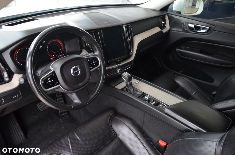 Volvo XC 60 T6 AWD Geartronic Inscription - 22