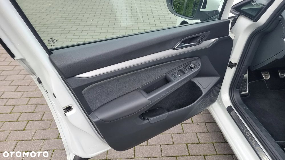 Volkswagen Golf - 13