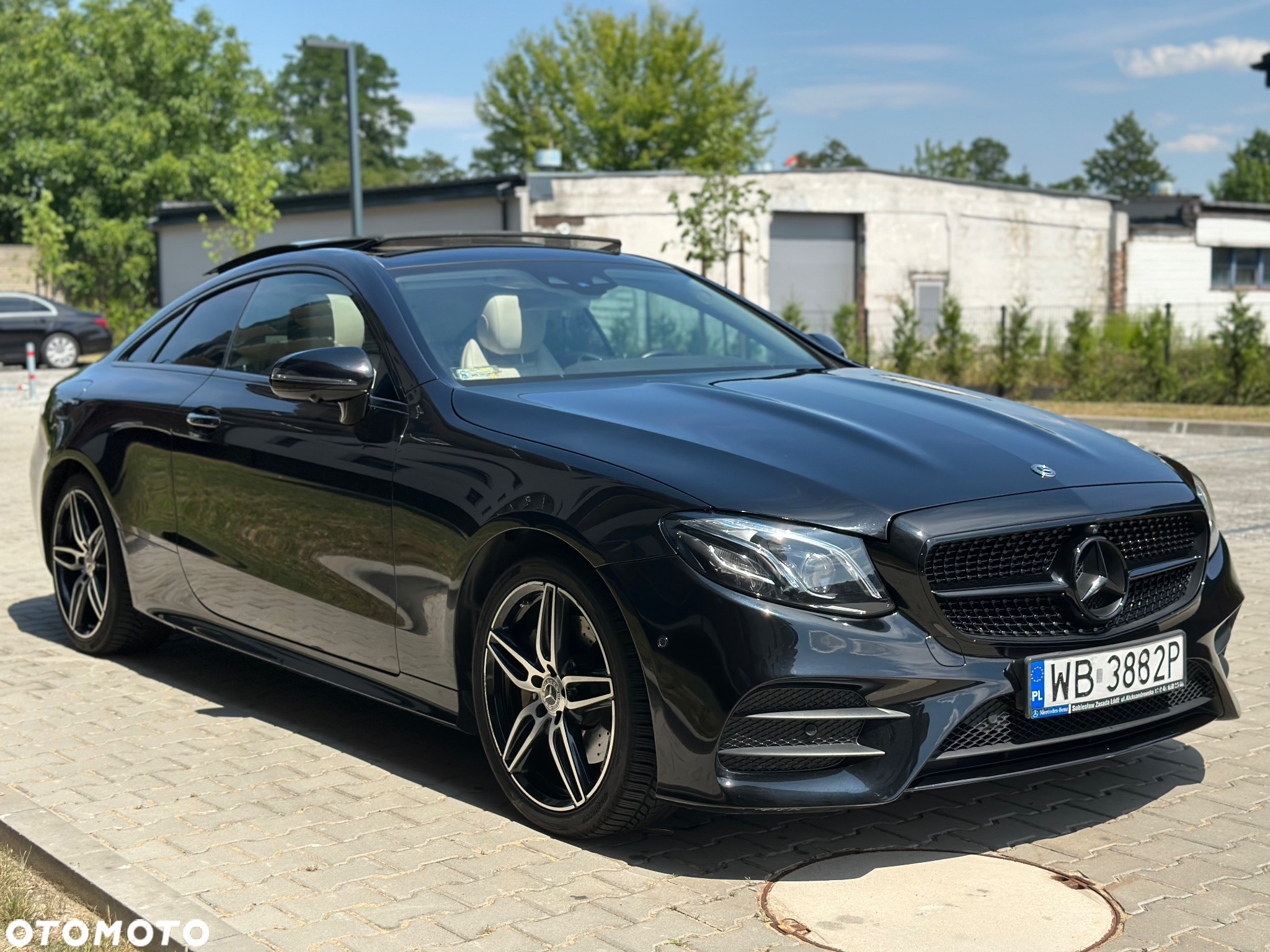Mercedes-Benz Klasa E 220 d Coupe 9G-TRONIC - 2