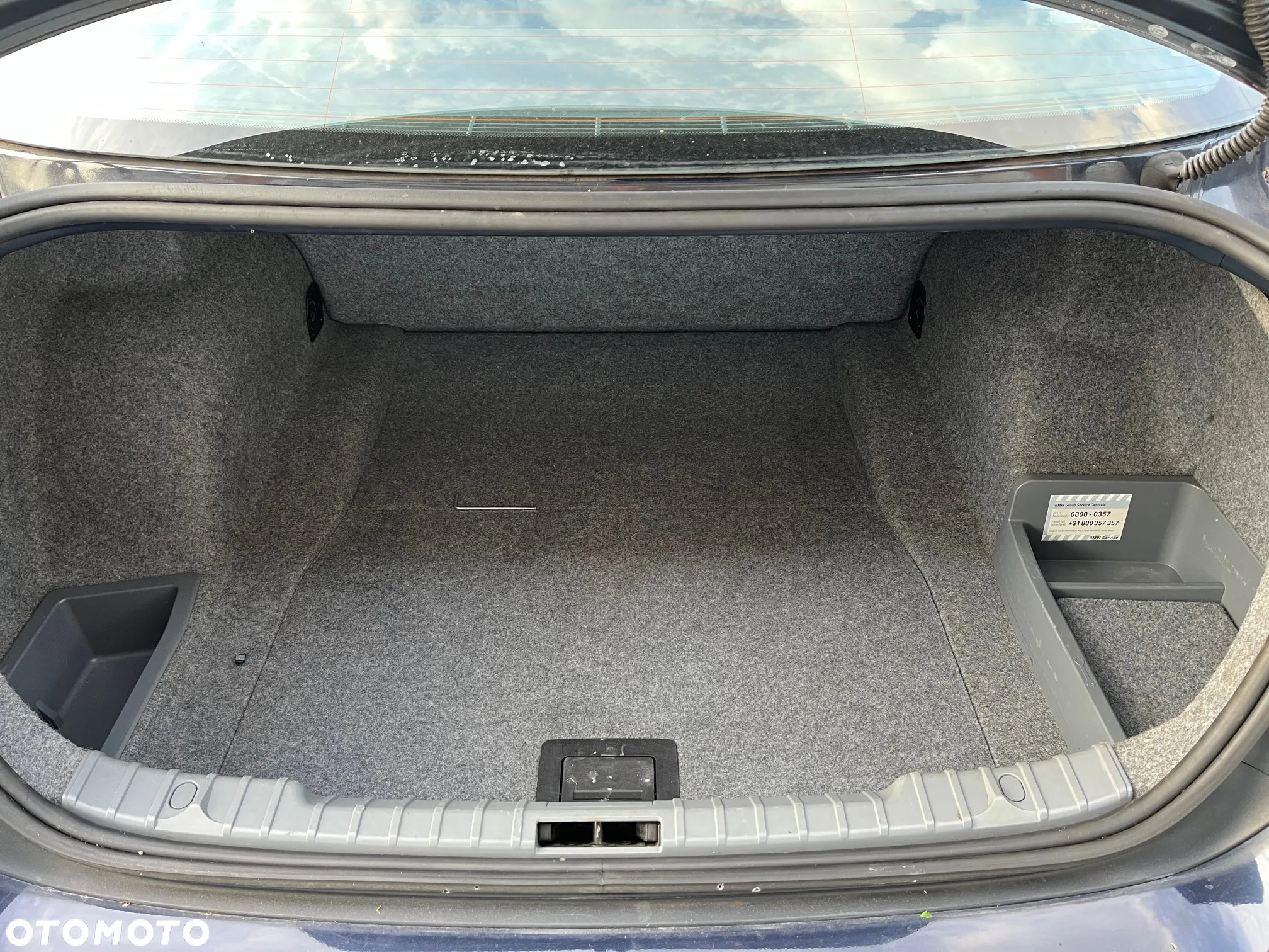 BMW Seria 3 318i - 13