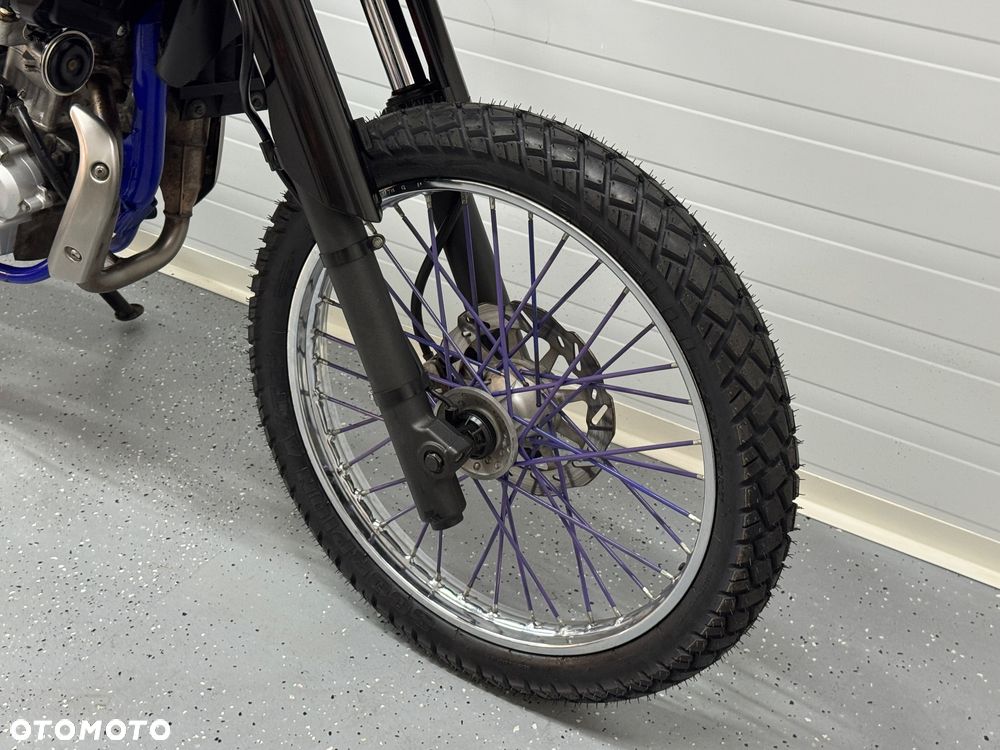 Yamaha WR - 16