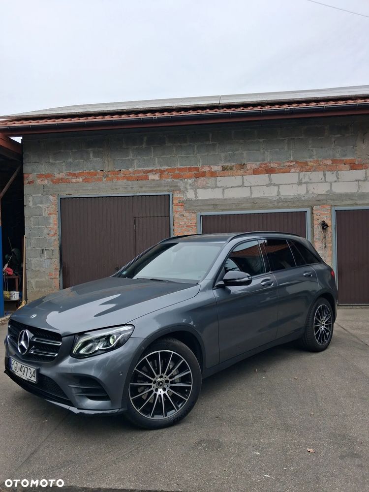Mercedes-Benz GLC - 1