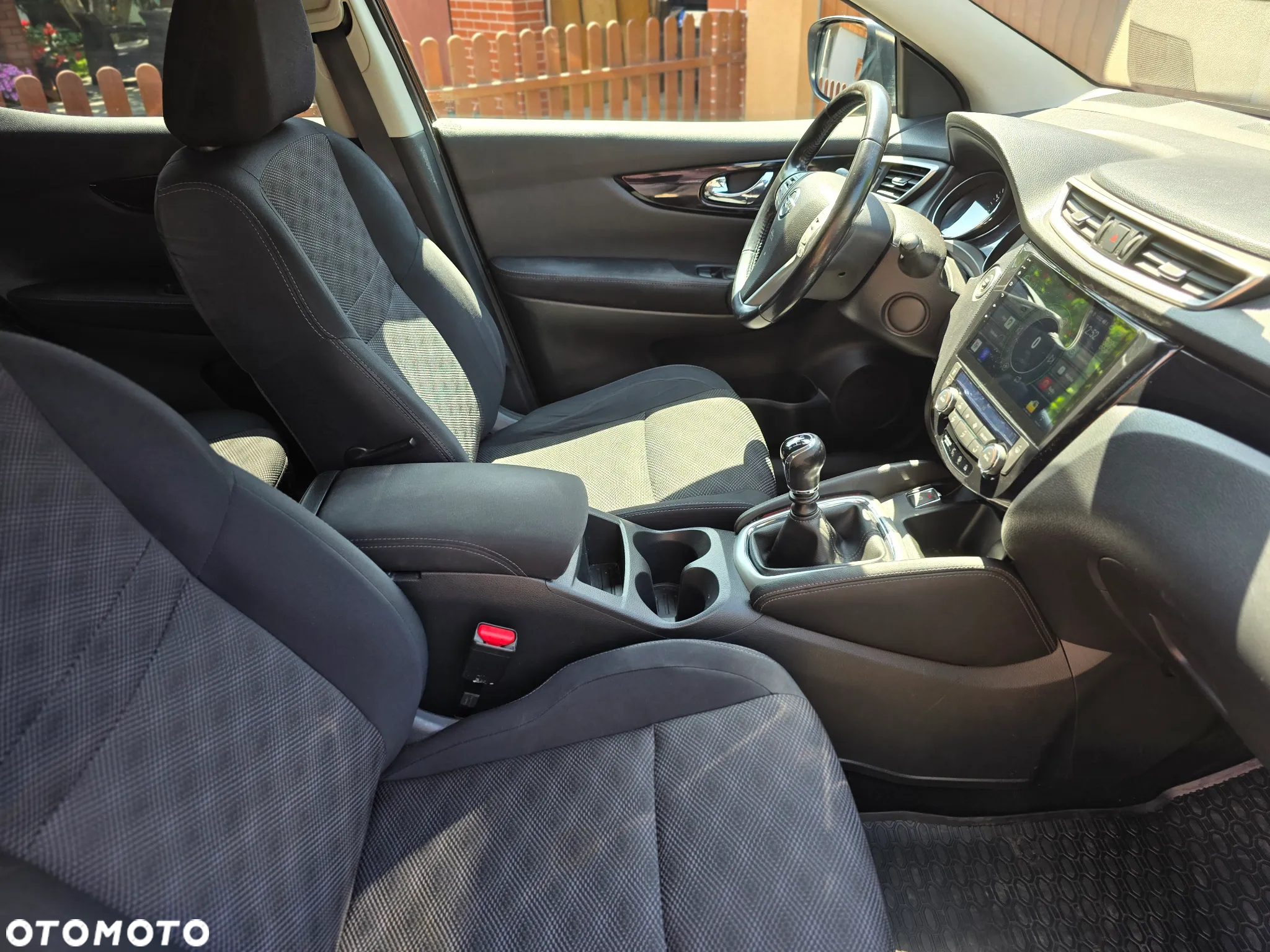 Nissan Qashqai 1.6 DIG-T N-Connecta - 7
