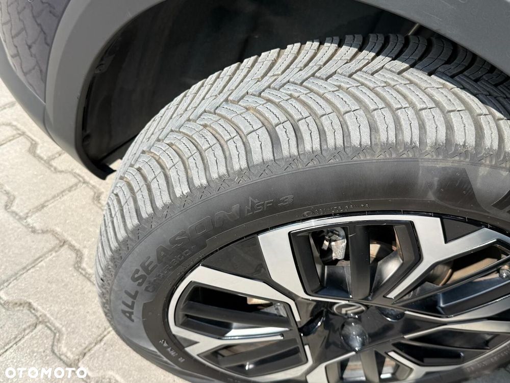 Citroën C4X 1.2 mHEV Max eDCT6 - 8