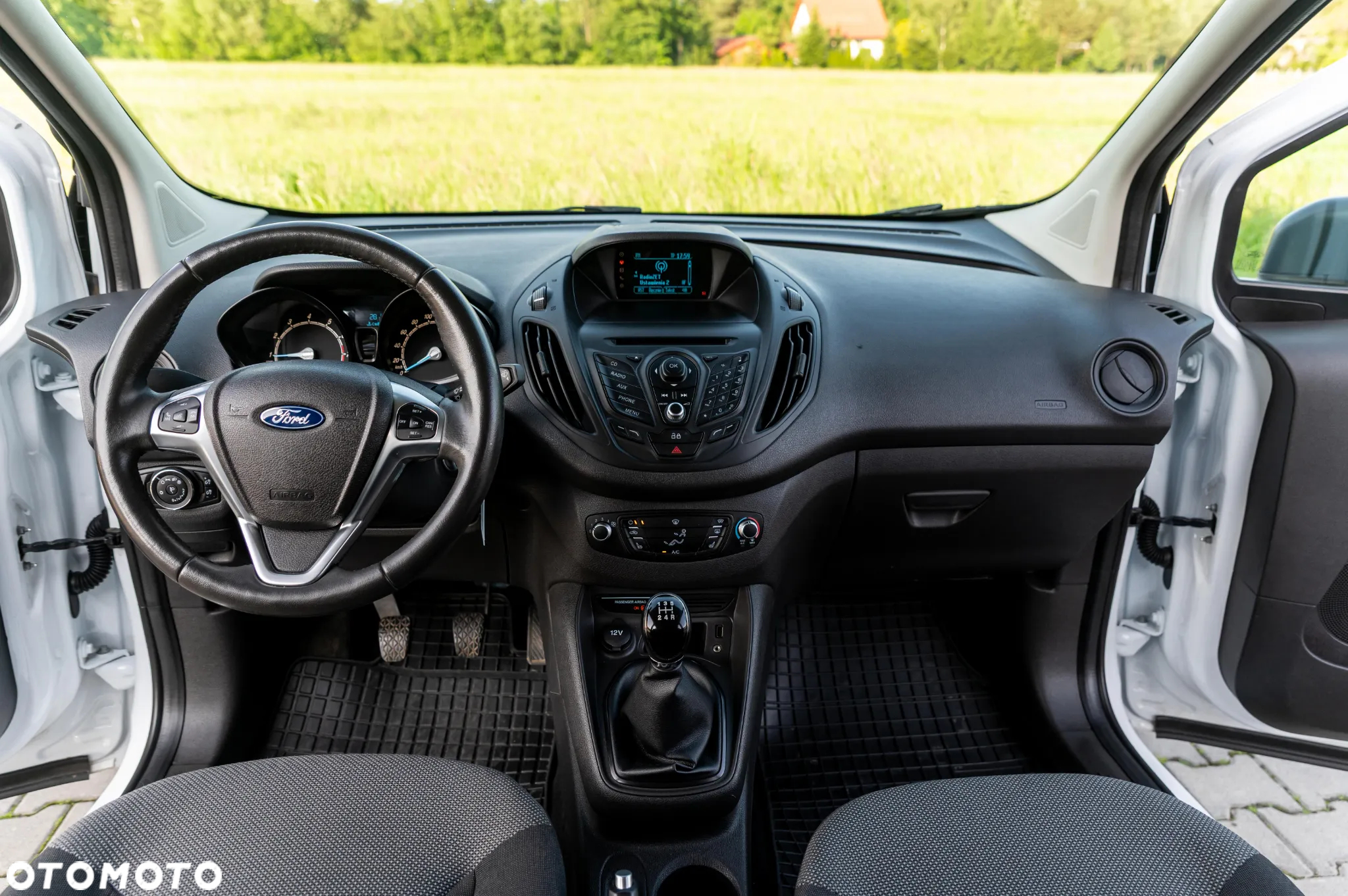 Ford Tourneo Courier 1.0 EcoBoost Trend - 20
