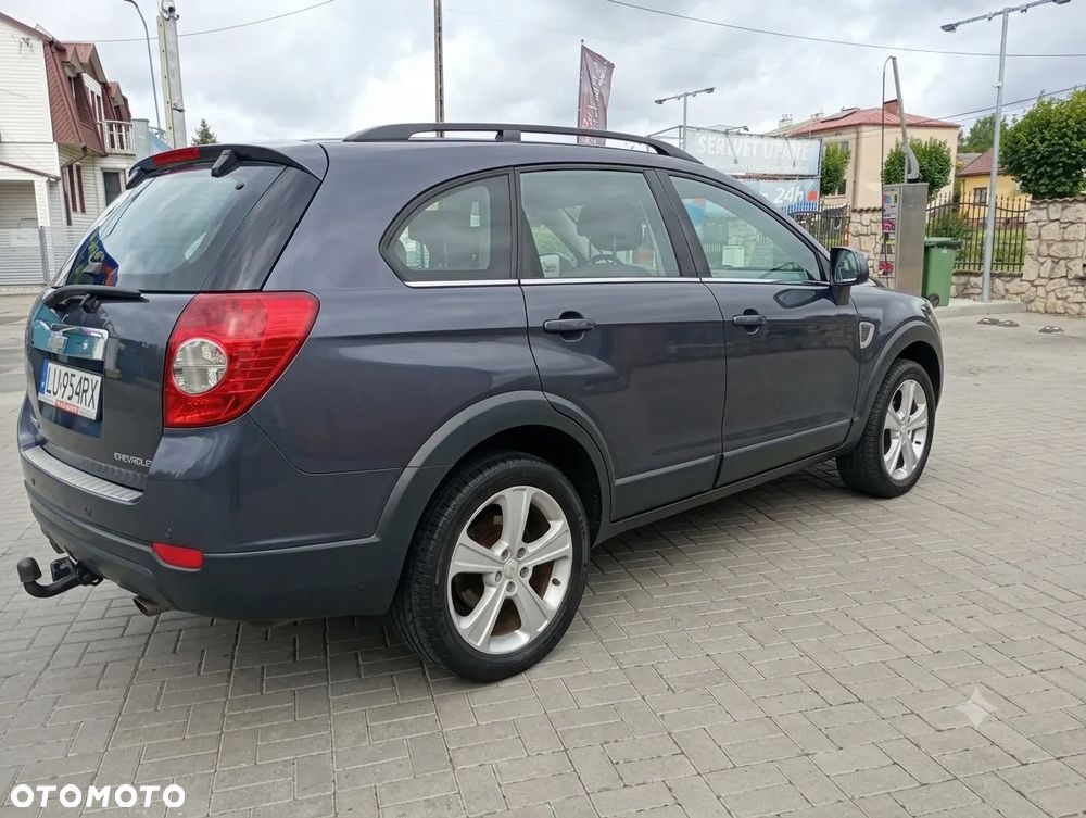 Chevrolet Captiva 2.4 LS - 3