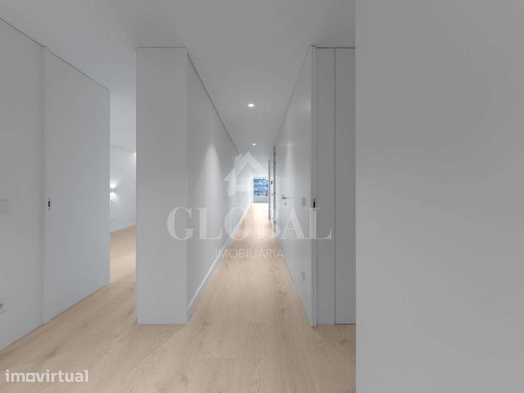 Apartamento T4 (Condomínio Fechado) Vila Nova de Gaia - Grande imagem: 4/34