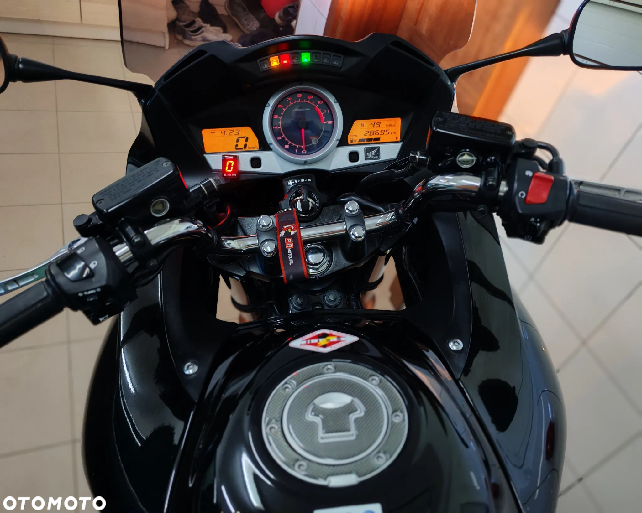 Honda CBF - 37