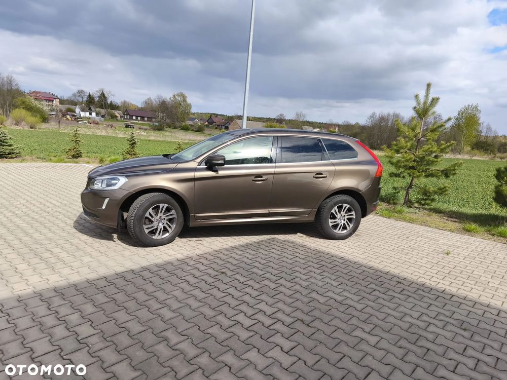 Volvo XC 60 D4 AWD Momentum - 12