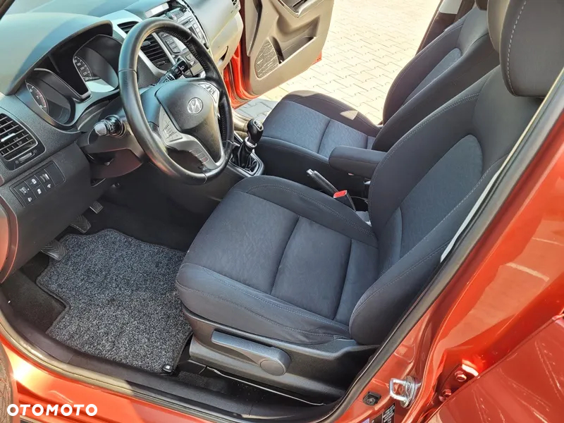 Hyundai ix20 - 30