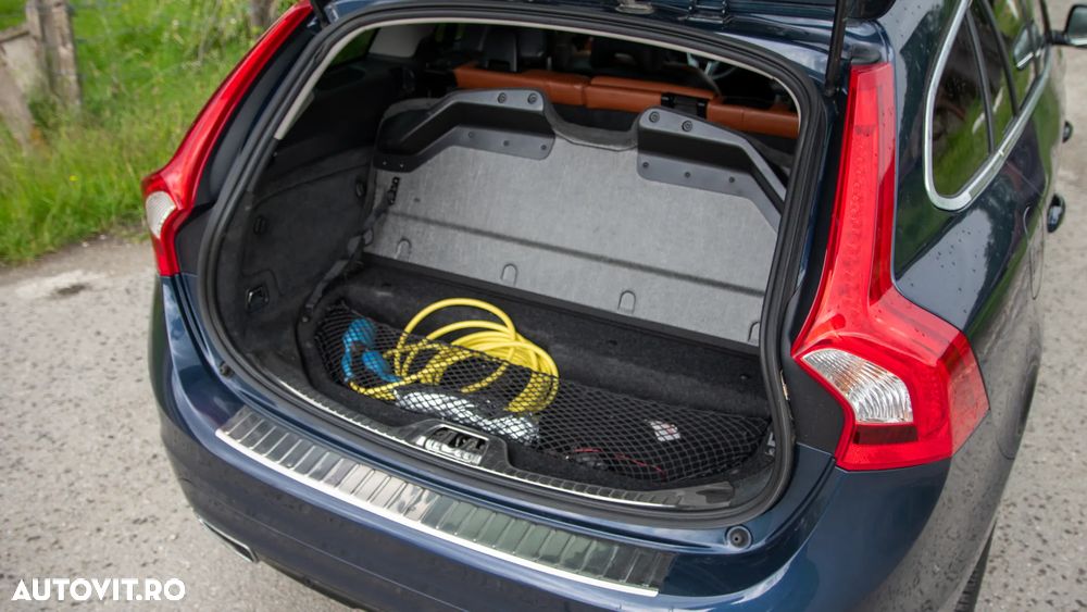 Volvo V60 - 10