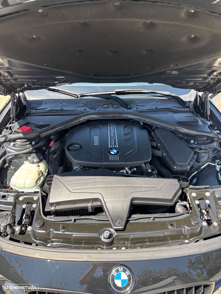 BMW 318 d Luxury Line - 16