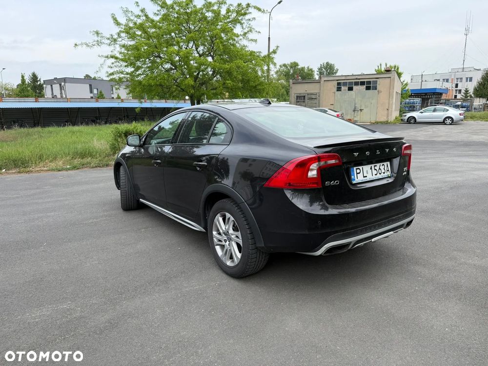 Volvo S60 - 3