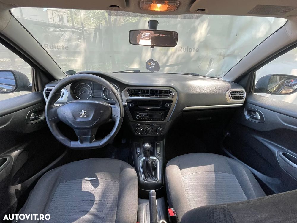 Peugeot 301 - 9