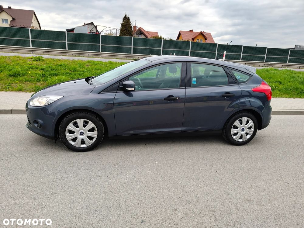 Ford Focus 1.6 Ambiente - 6