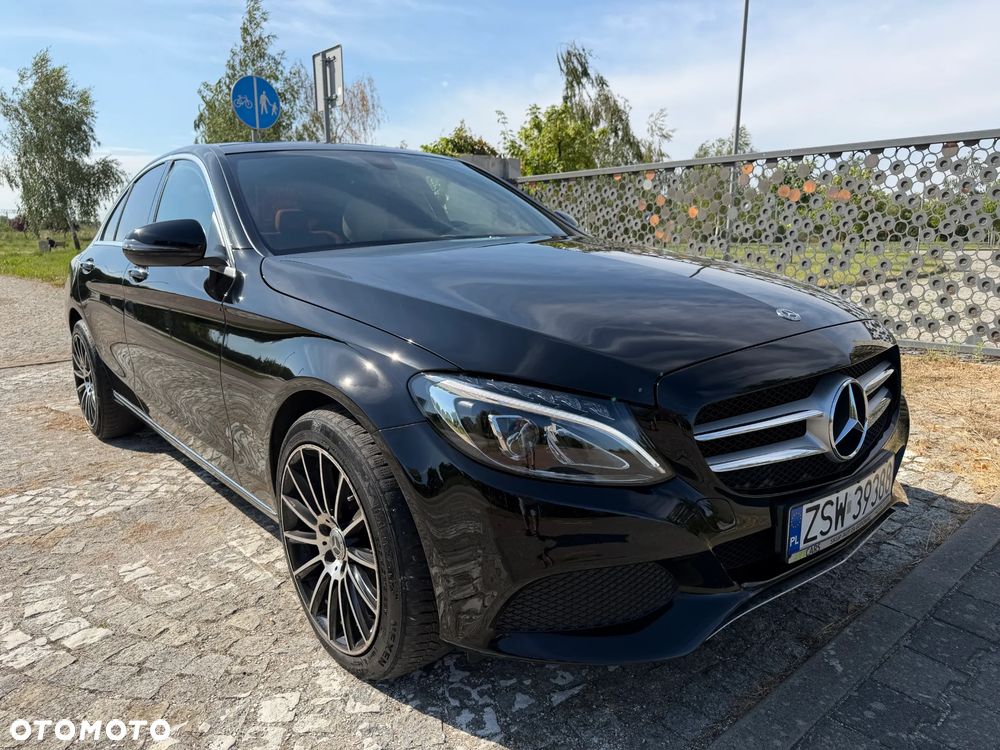 Mercedes-Benz Klasa C 300 9G-TRONIC - 1