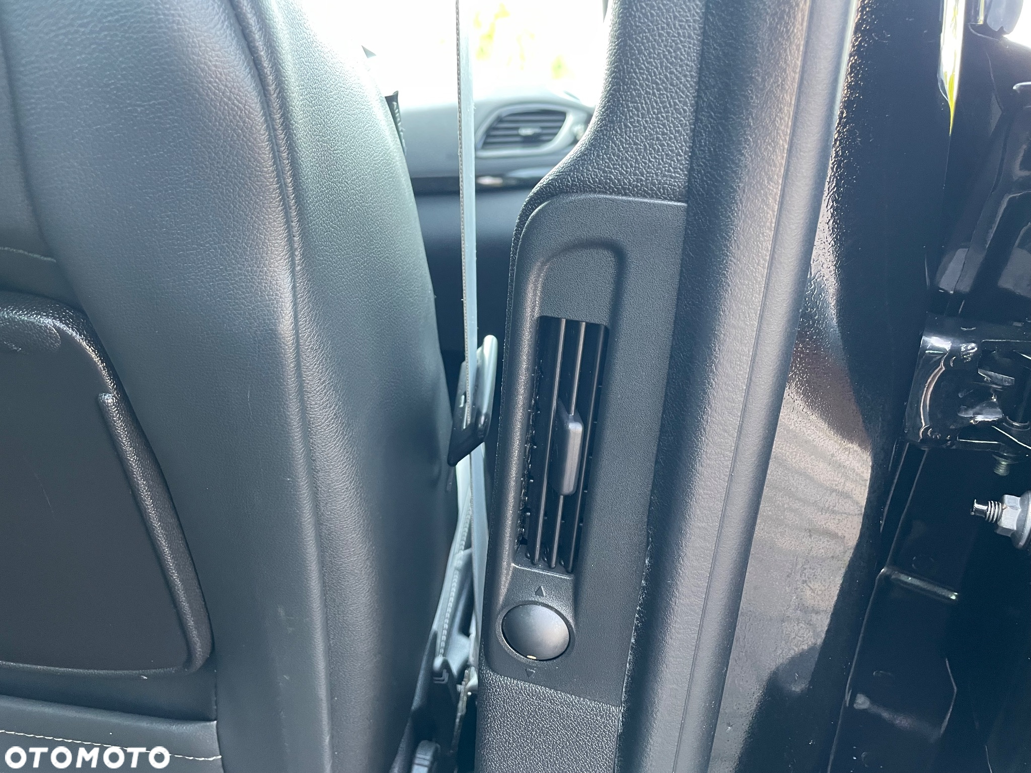 Renault Scenic dCi 110 Xmod Paris - 30