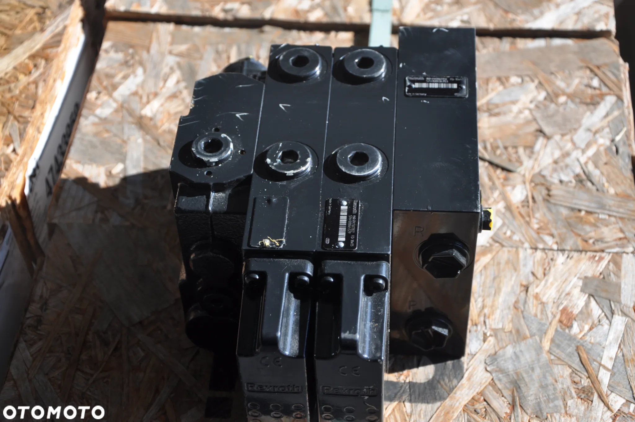 47433959 Zawór sterujacy Valve block  Rozdzielacz hydrauliczny Case New Holland Steyer - 7