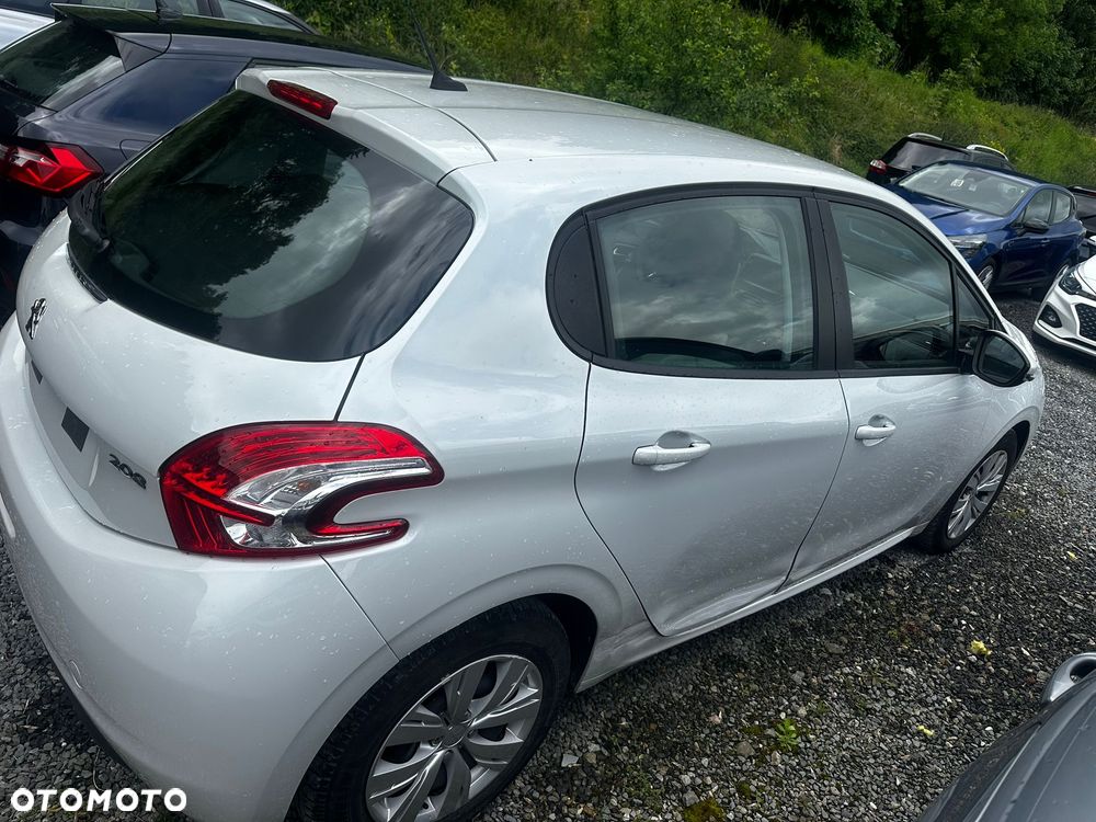 Peugeot 208 1.2 VTi Access - 17