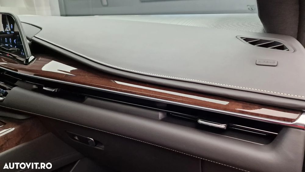 Cadillac Escalade 6.2 V8 AWD AT Premium - 23