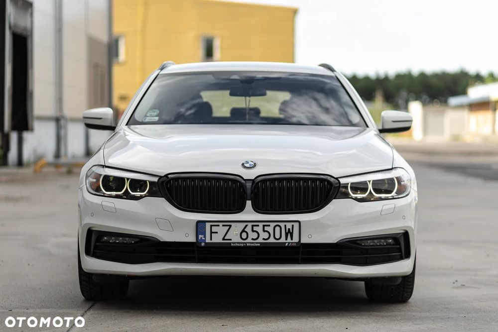 BMW Seria 5 518d Sport Line sport - 3