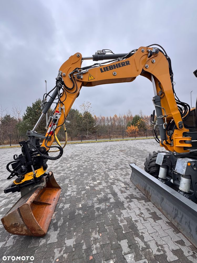 Liebherr A910 compact |2017|łapy-plug| rototilt ze szczypkami | 7200mtg |3 łyzki|warta  uwagi - 7