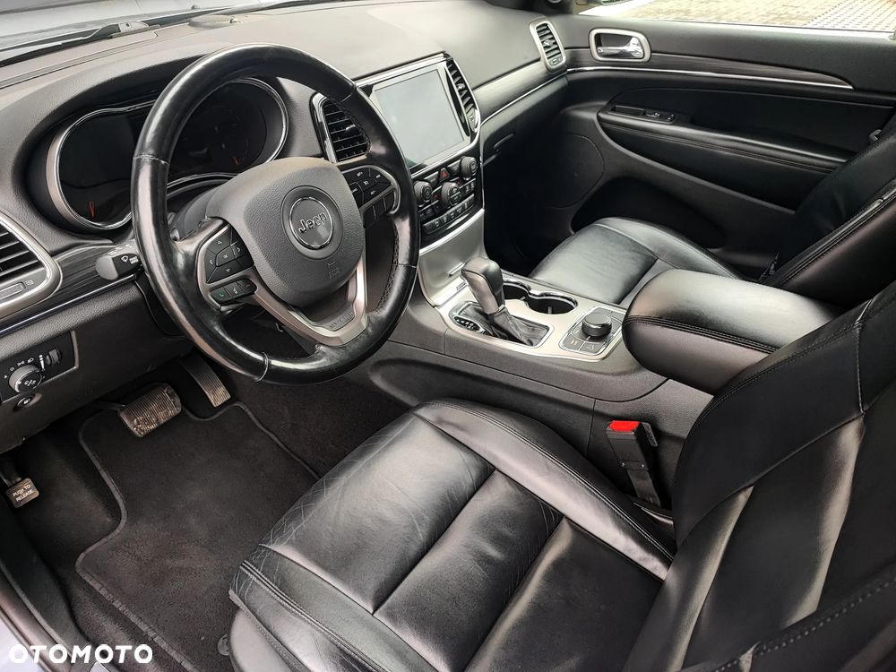 Jeep Grand Cherokee - 9