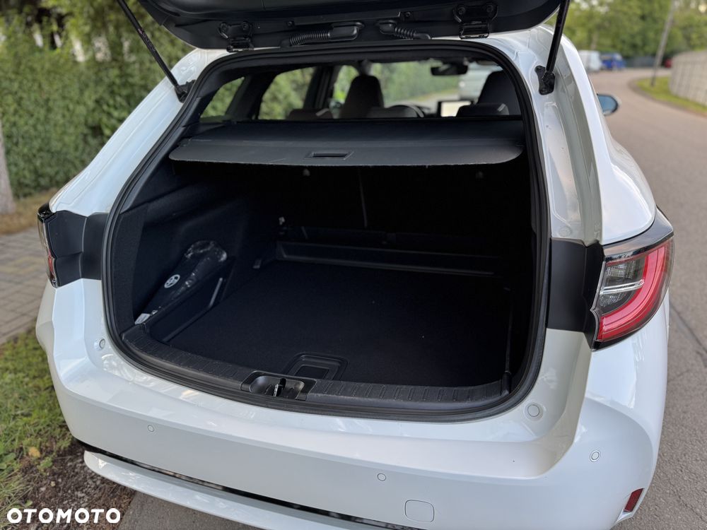 Toyota Corolla - 16