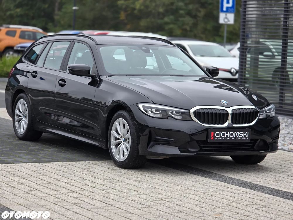 BMW Seria 3 - 35