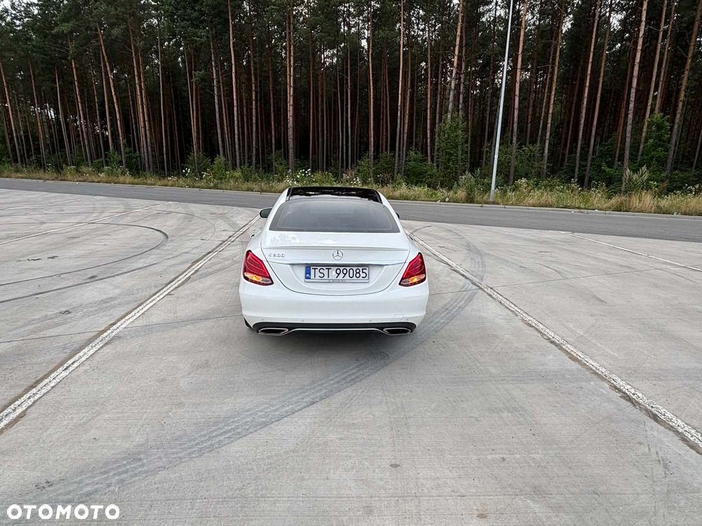 Mercedes-Benz Klasa C 300 7G-TRONIC - 23